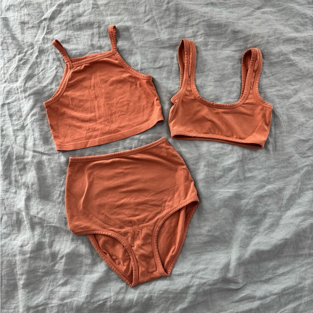 Arq 3 piece set XS